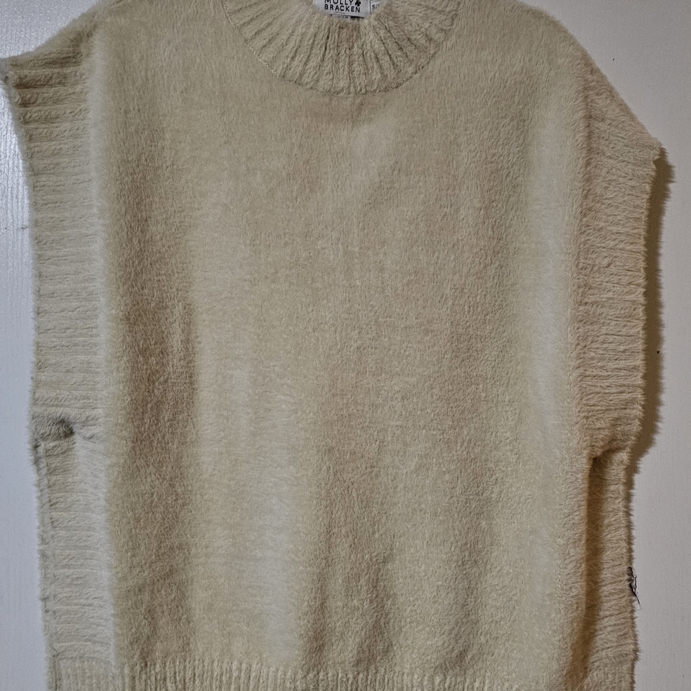 Molly Bracken Womens Cream Sleeveless Sweater Vest